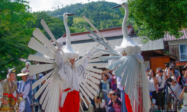 津和野の鷺舞（さぎまい）神事